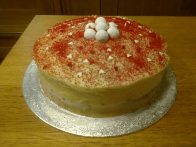 Cake white chocolate ganache sponge (2).png