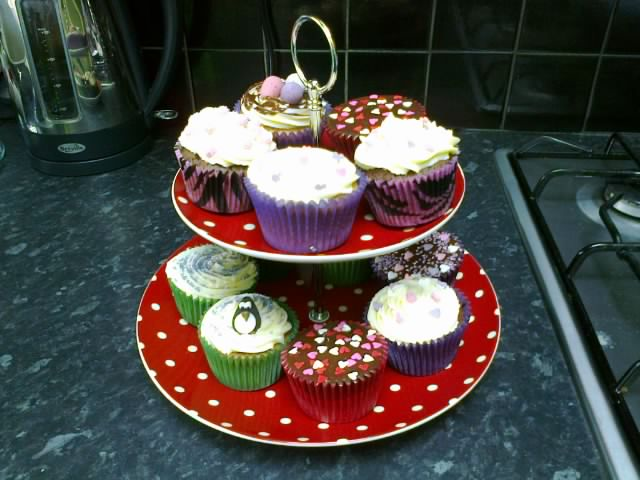 Cupcakes Helen's Birthday (3).png