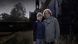 Jonathan Creek Daemon's Roost leads small